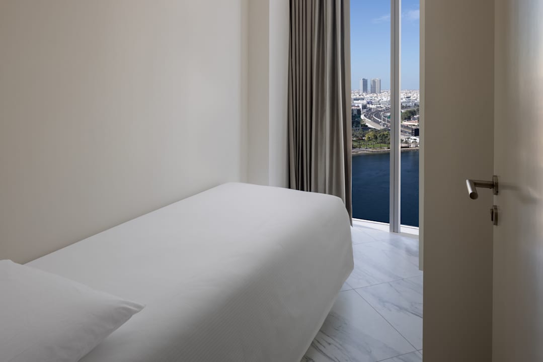 Zimmer Hilton Dubai Creek Hotel & Residences