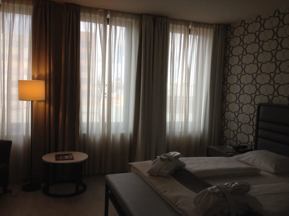 Überblick H10 Berlin Ku'damm