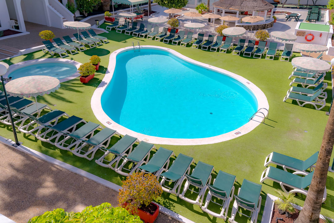 Pool Nazaret Sol