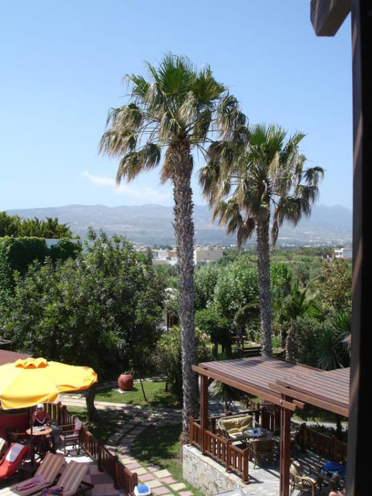 Blick vom ersten Stock beim Essen Gaia Garden Hotel