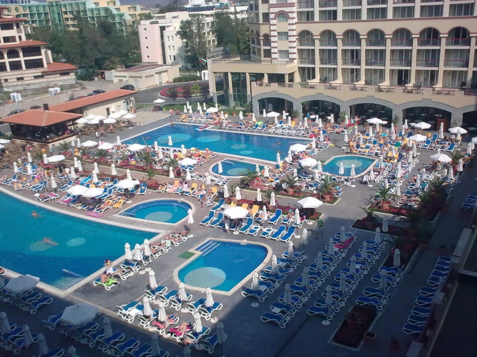 Poolanklage vom Zimmer aus  Meliá Sunny Beach