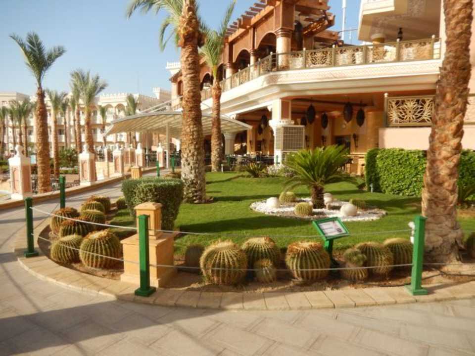 Gartenanlage Pickalbatros Palace Resort