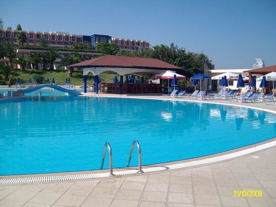 Pool Kresten Palace Hotel