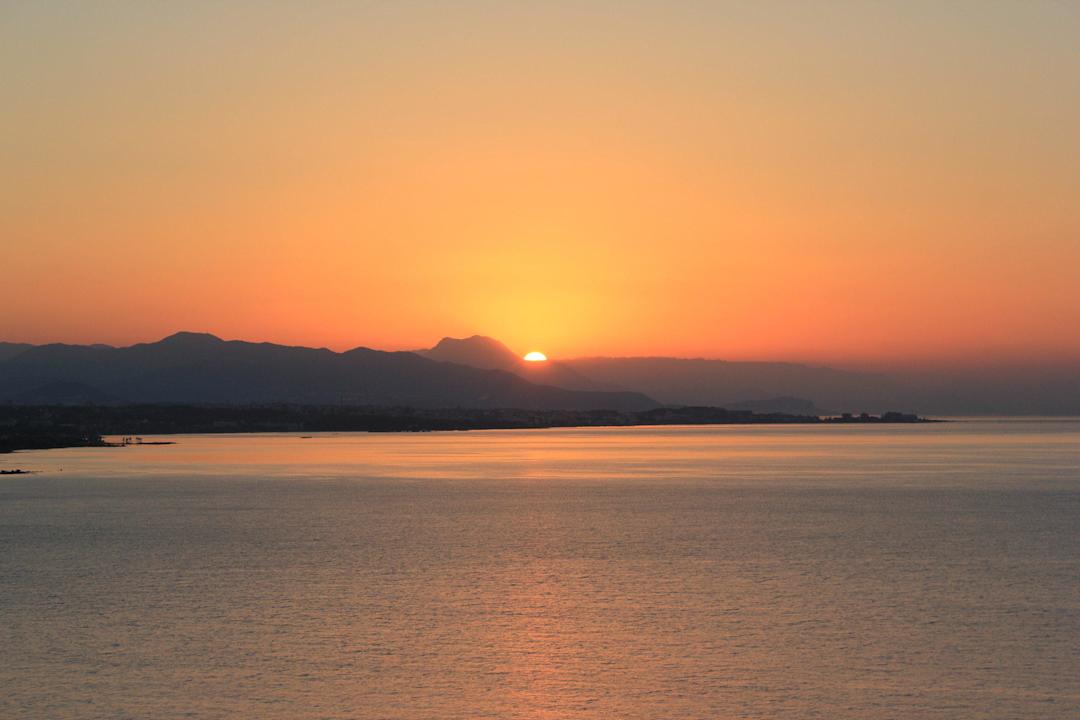 Sonnenaufgang Sealife Buket Resort & Beach