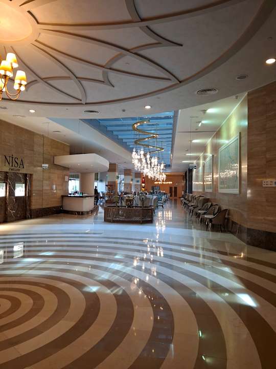 Gastro Titanic Deluxe Lara