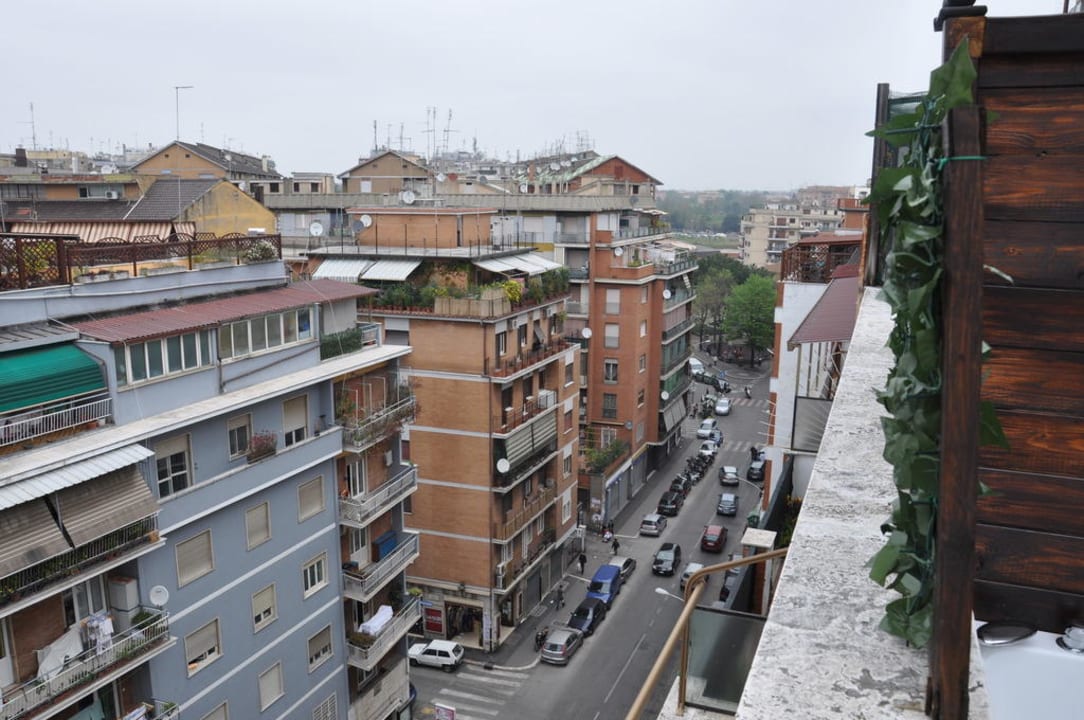 Aussicht von der Terrasse B&B Suites Roma Tiburtina
