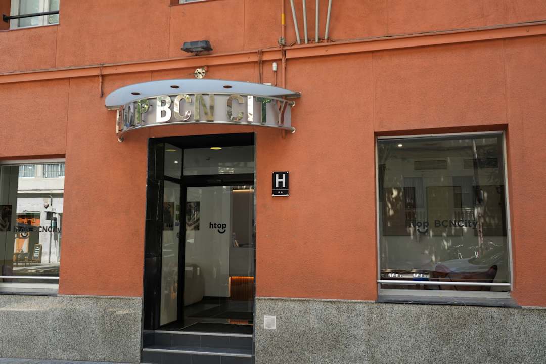 Außenansicht htop BCN City