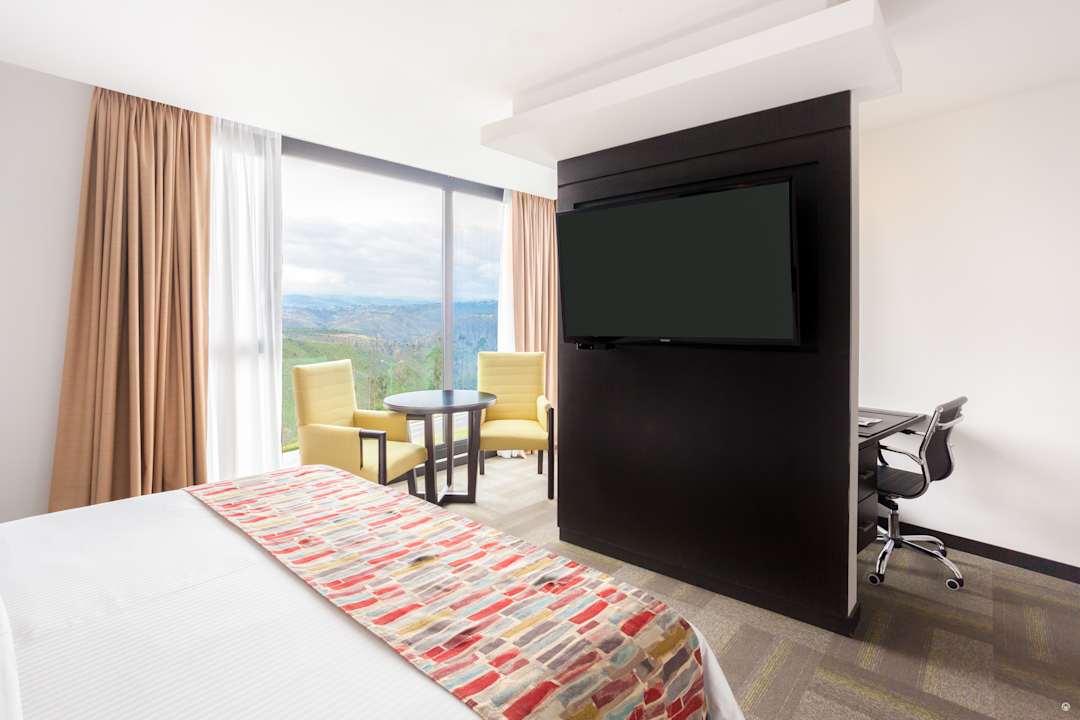 Zimmer Wyndham Quito Airport