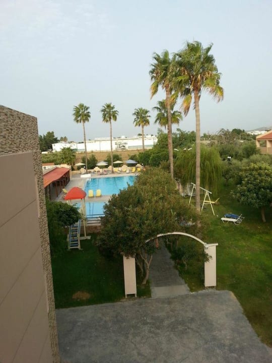 Erster Pool Ilios K Village Resort
