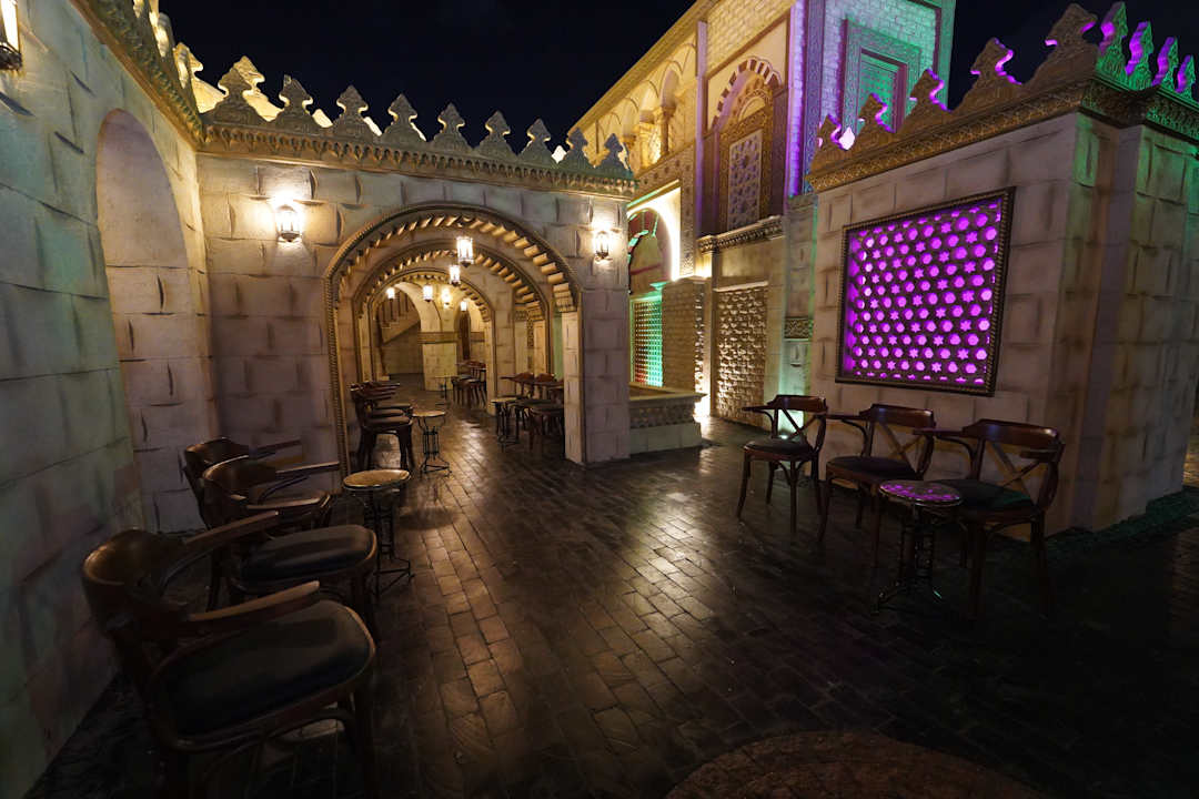 Außenansicht Pyramids Khan Hotel