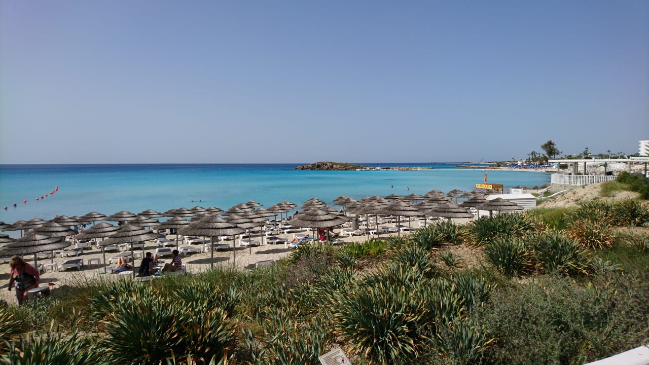 Strand Hotel Nissi Beach Resort