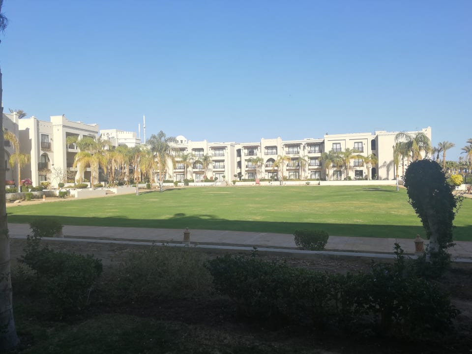 Außenansicht Pickalbatros Palace Hotel-Port Ghalib