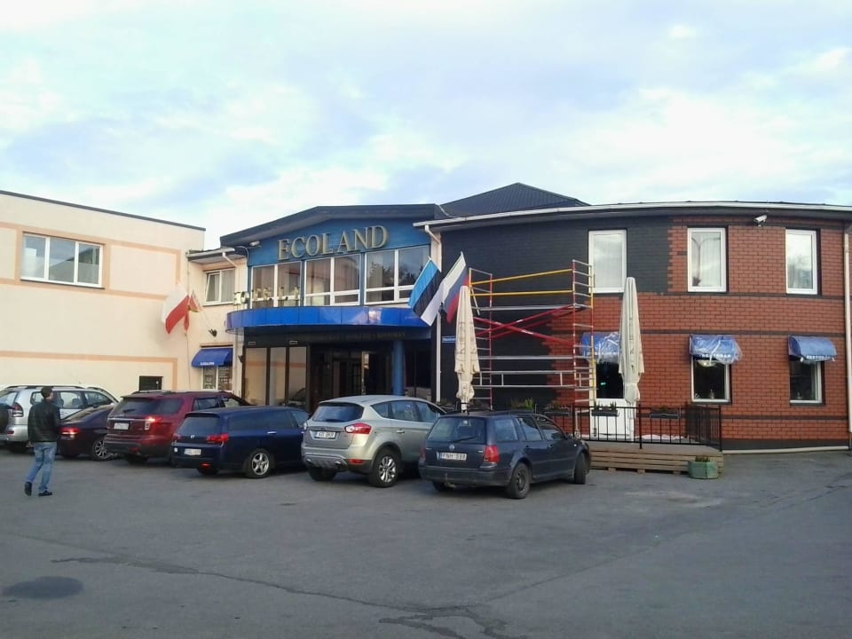 Widok od frontu Hotel Ecoland Boutique