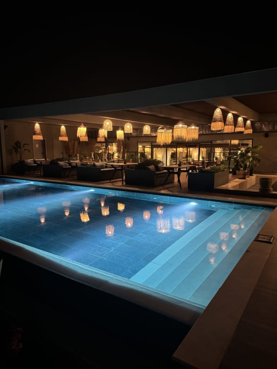 Pool Jacaranda Luxury Resort