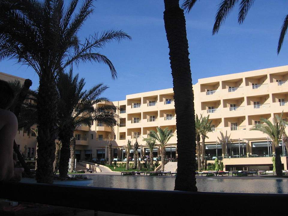Ausblick von der Terrasse 7 Uhr morgens Hotel Rosa Beach