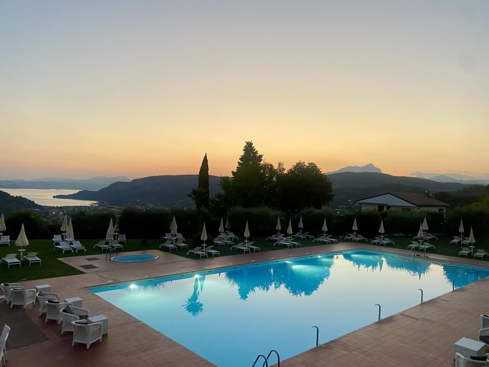 Pool Boffenigo - The Golden Hour