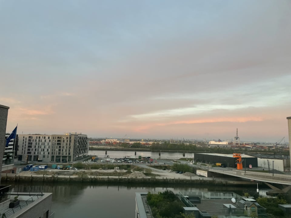 Ausblick JUFA Hotel Hamburg HafenCity