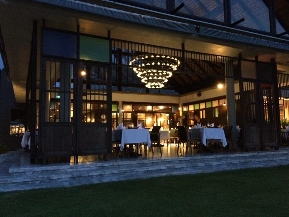 Restaurant The Sands Khao Lak by Katathani