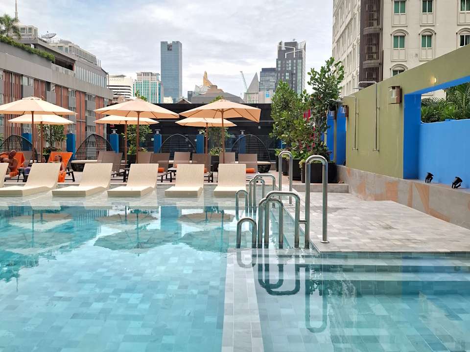 Pool Pipa Hotel Bangkok Sukhumvit 11
