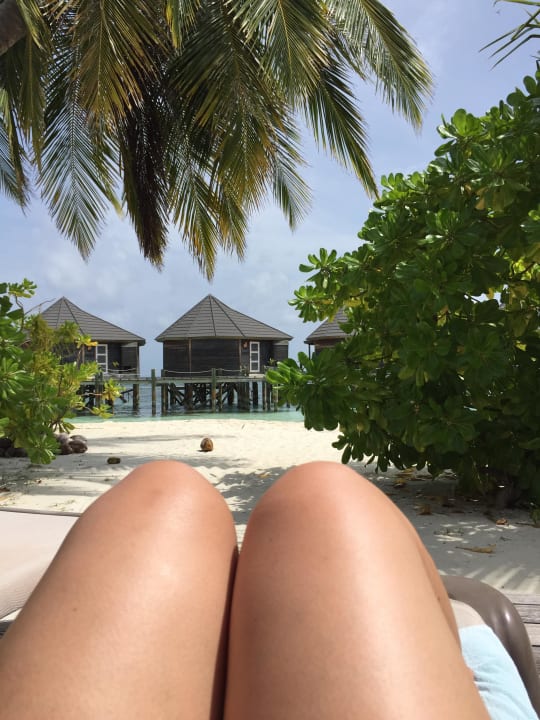 "Privat" Strand vor unserem Bungalow Kuredu Island Resort & Spa
