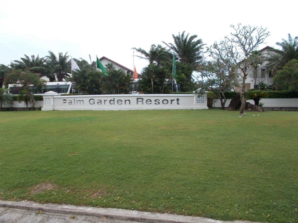 Gartenanlage Palm Garden Beach Resort & Spa
