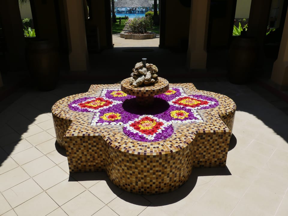 Lobby Neptune Pwani Beach Resort & Spa