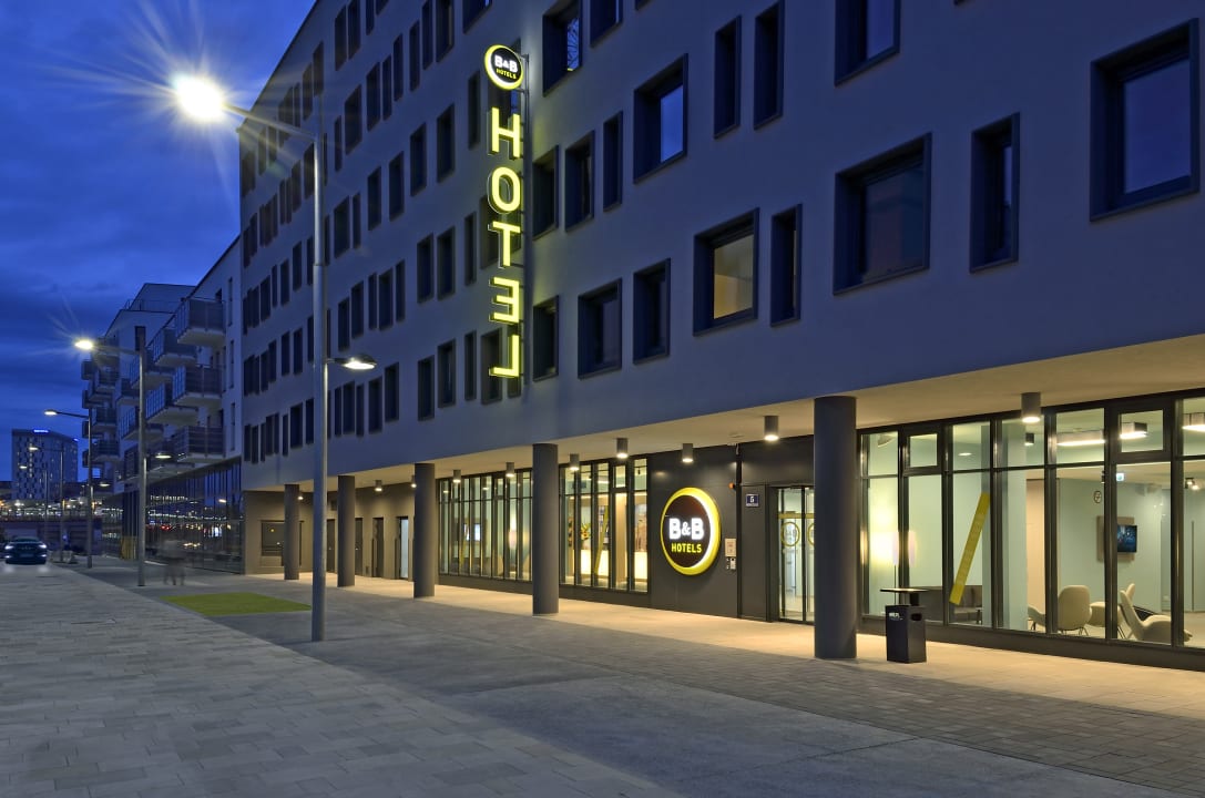 Außenansicht B&B Hotel Wien-Hbf