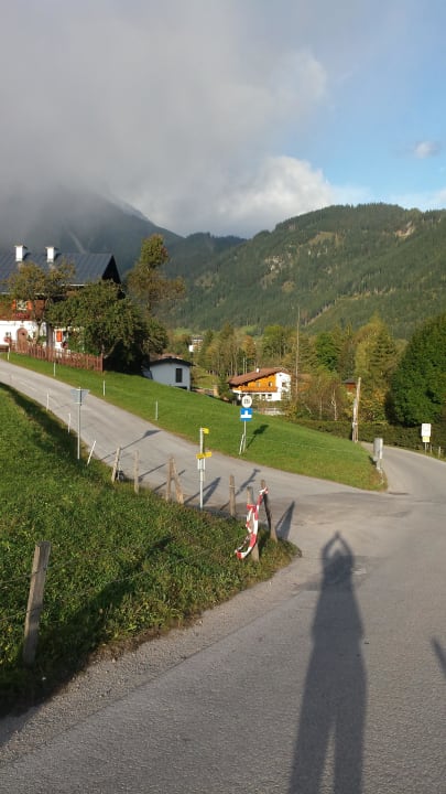 Wege rund ums Hotel Gut Wenghof - Family Resort