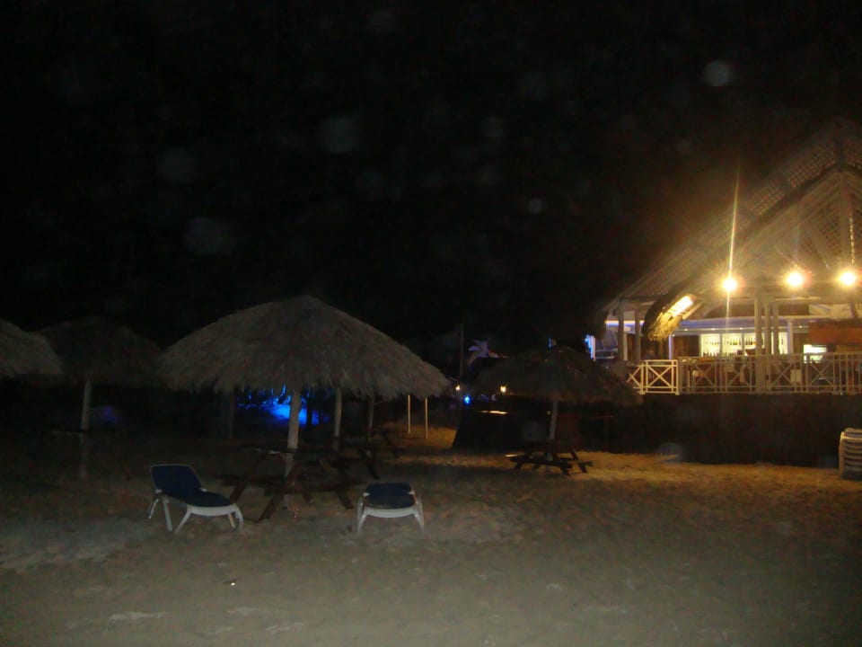 Verl. Beachparty nach innen (schlechtes Wetter) Royalton Hicacos Resort & Spa - Adults only