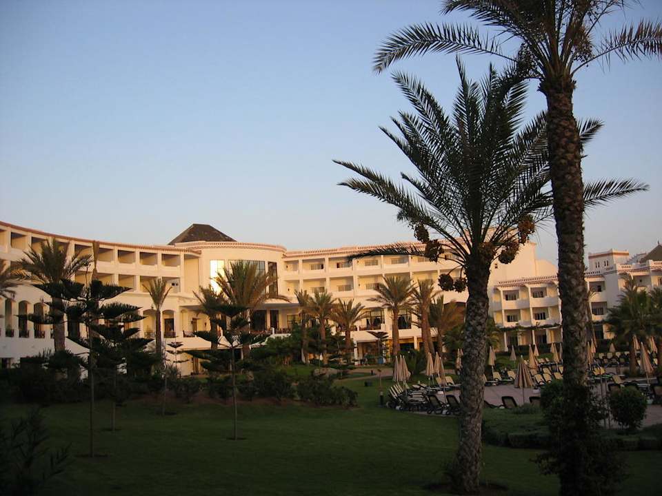 Hotelanlage beim Sonnenuntergang Iberostar Waves Founty Beach