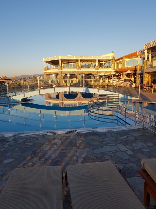 Pool Alexander Beach Hotel & Village Resort