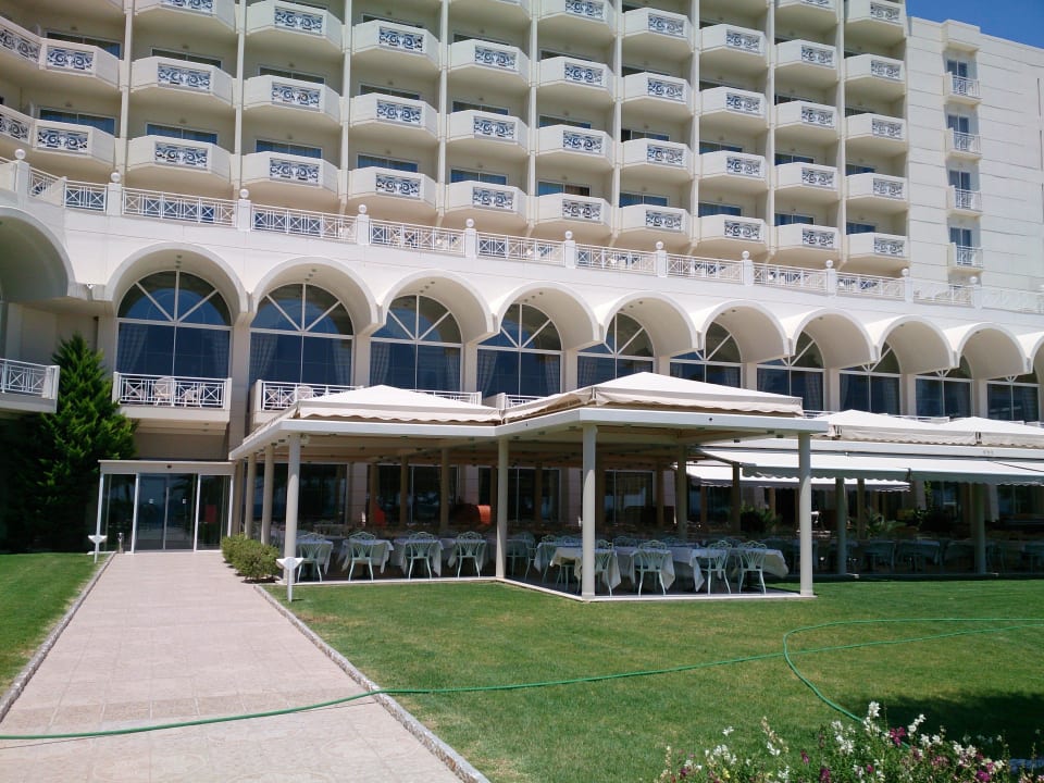 Aussen Restaurant  Rodos Palladium Leisure & Wellness