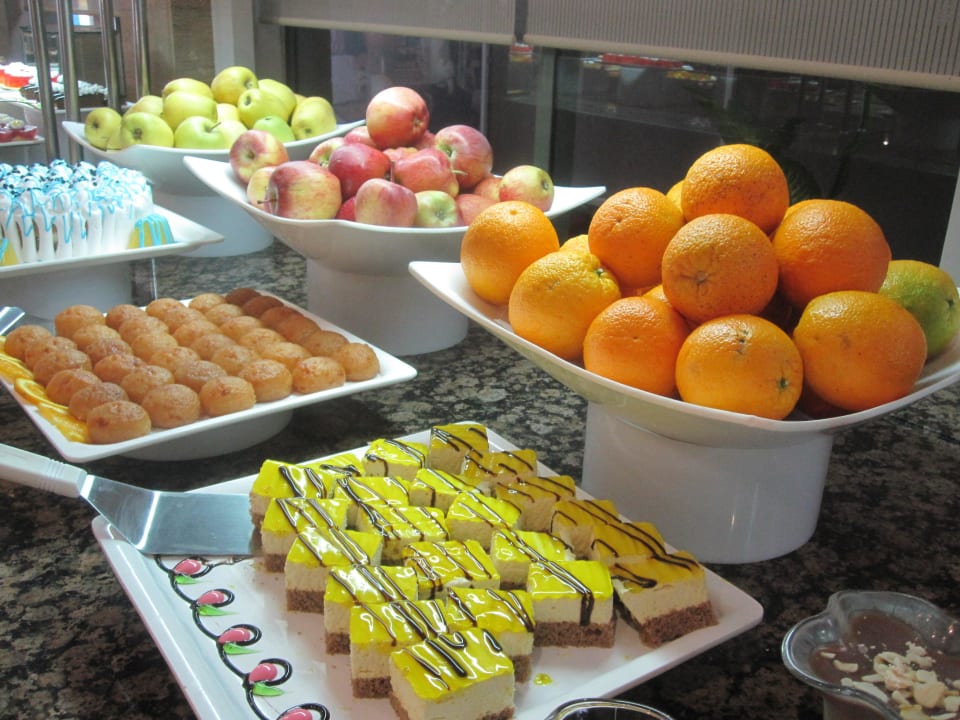 Viel Obst und Törtchen Greenwood Kemer Resort