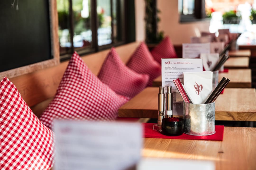 Gastro Hotel & Gasthof Perauer