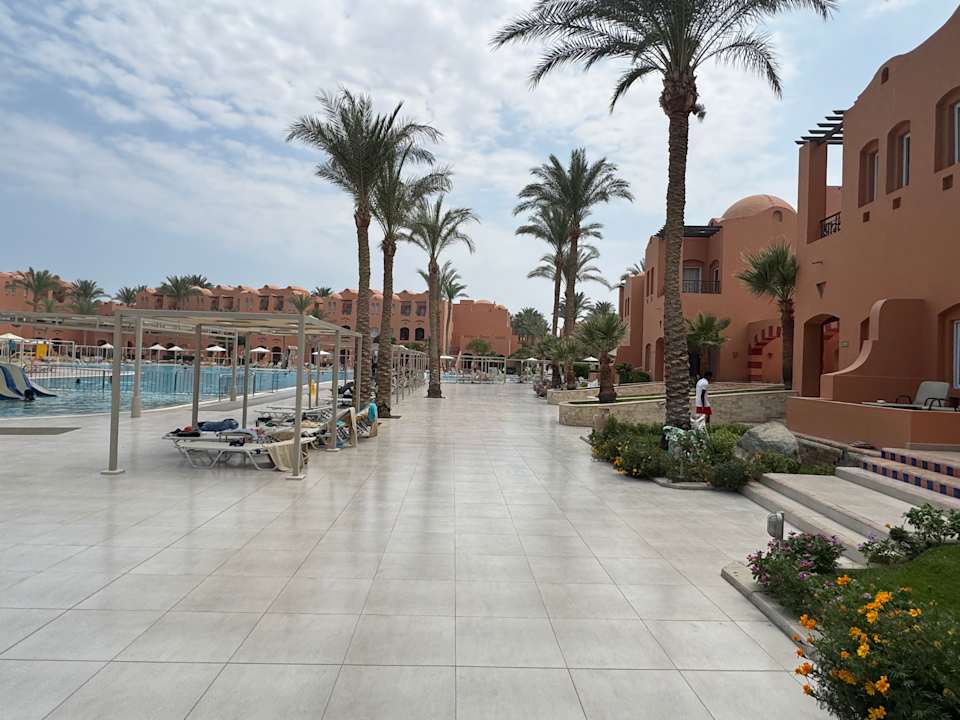 Pool Jaz Makadi Oasis Resort