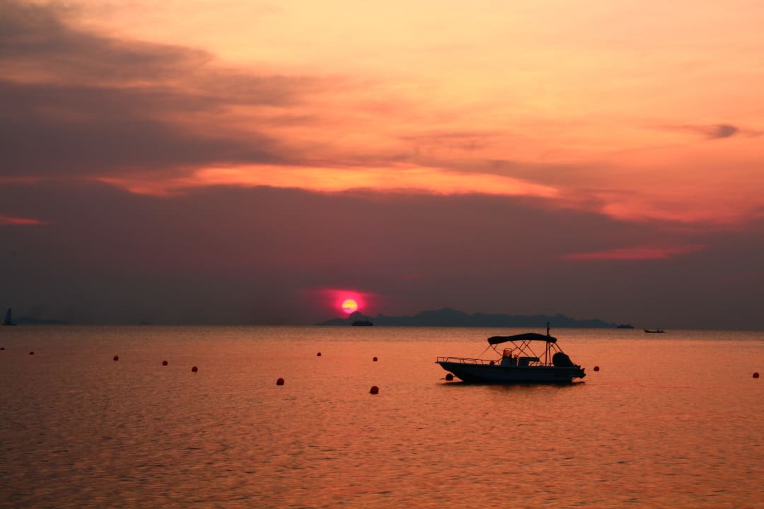 Sonnenuntergang The Sunset Beach Resort & Spa