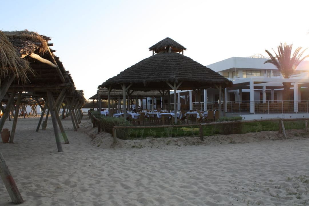 Strandrestaurant The Orangers Beach Resort and Bungalows