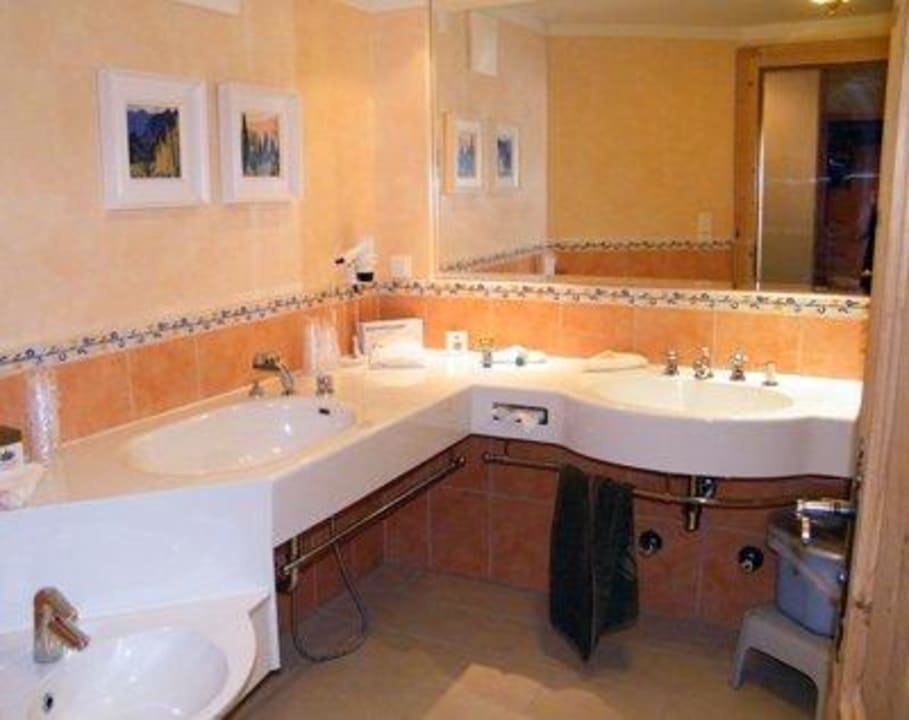 Badezimmer Alpenrose - Familux Resort