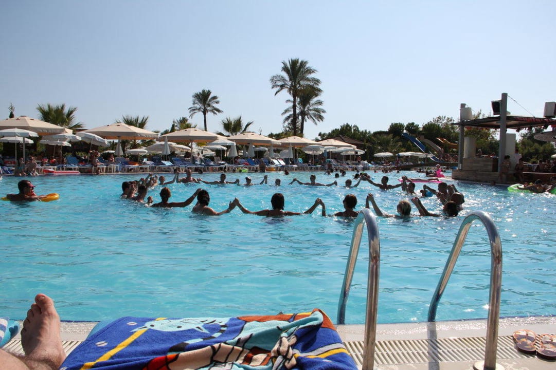 Poolgame Sunis Elita Beach Resort & Spa