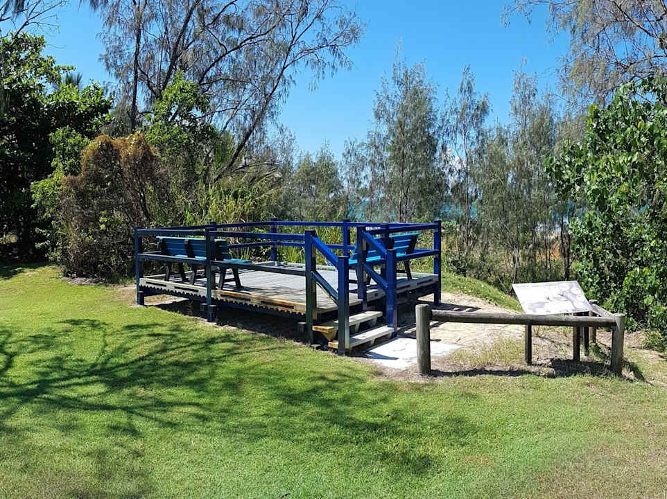 Gartenanlage The Shores Holiday Apartments