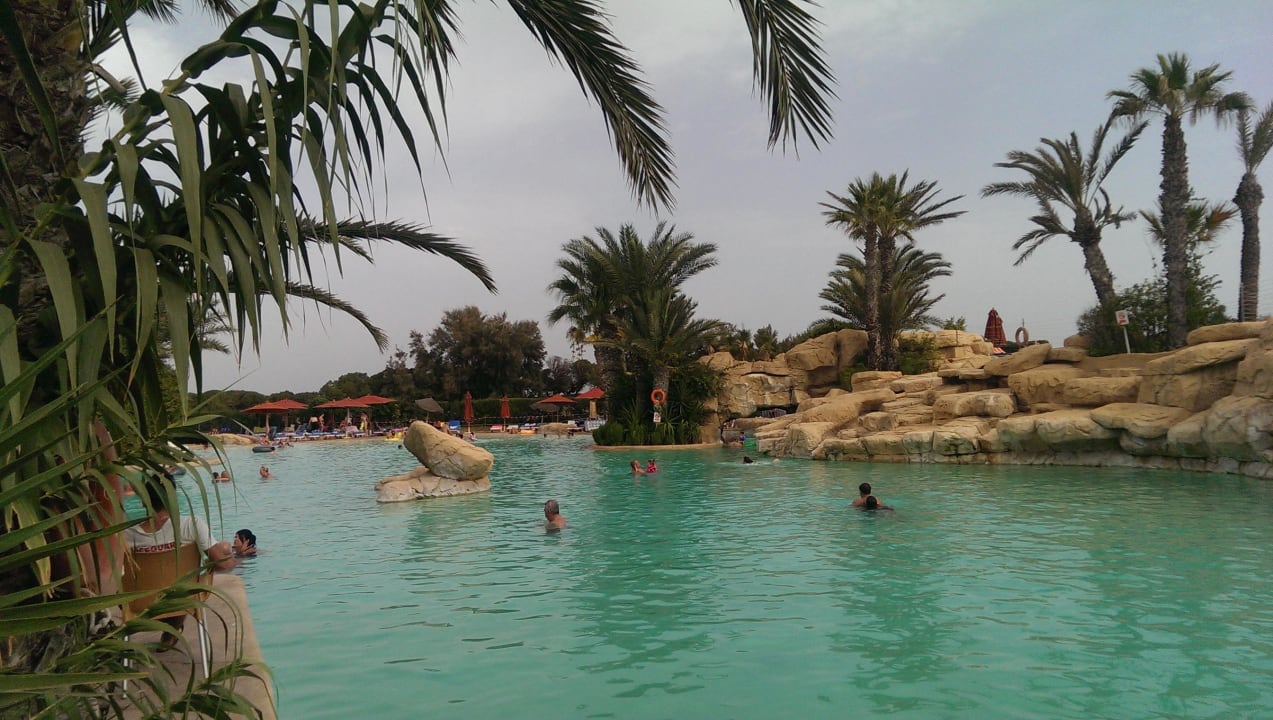 1 von 3 Pools Sahara Beach Aquapark & Resort