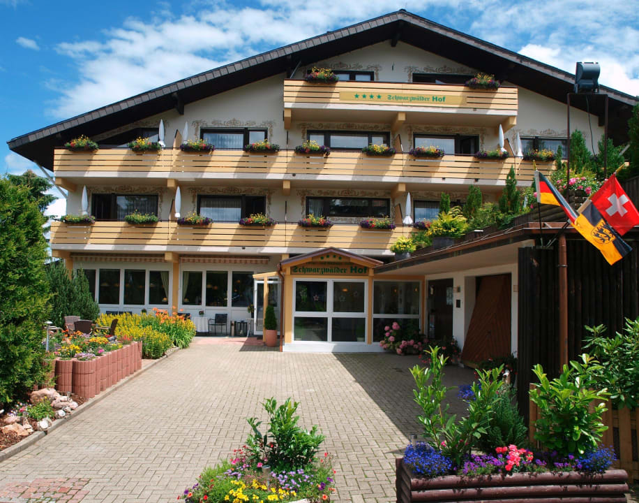 Haus von vorne Hotel Schwarzwälder Hof