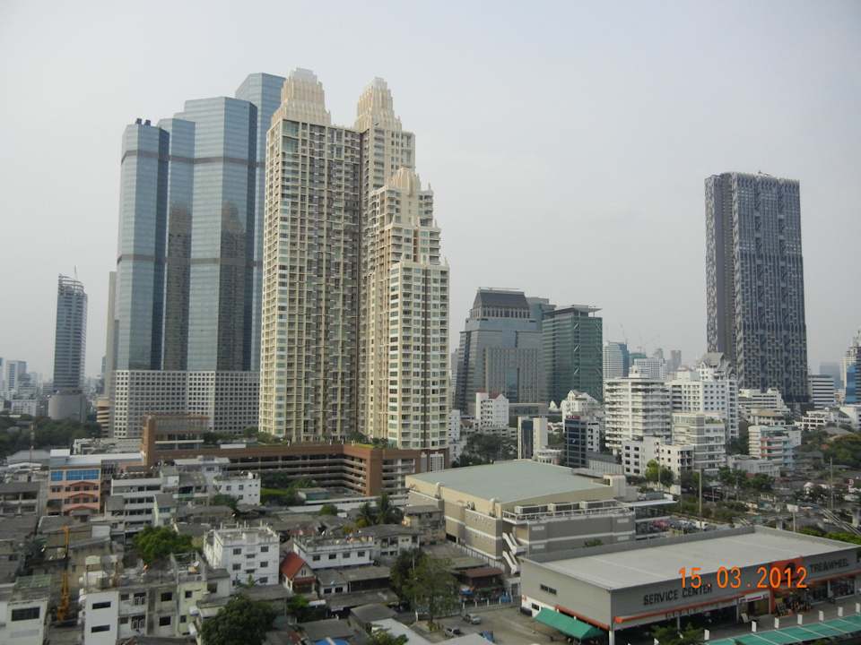 Blick vom West-Tower JC Kevin Sathorn Bangkok Hotel
