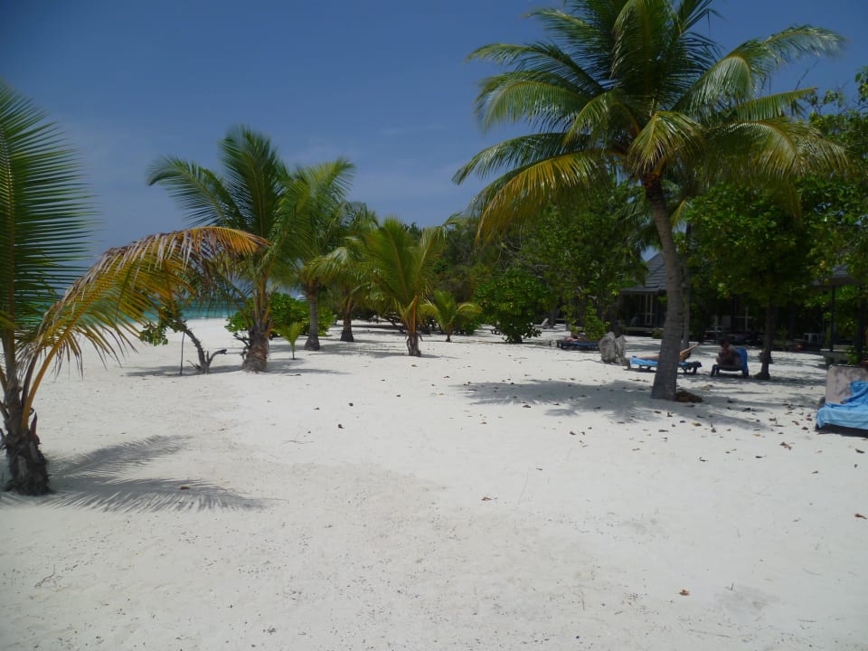 O Strand Kuredu Island Resort & Spa