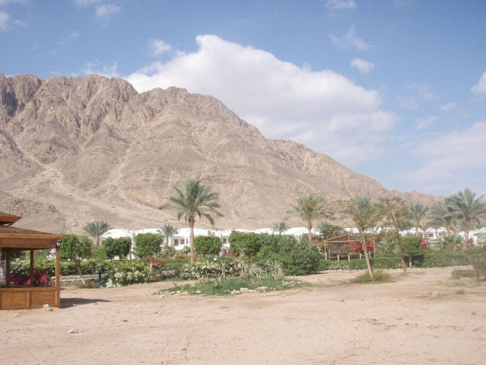 Einsame Hotelanlage Happy Life Village