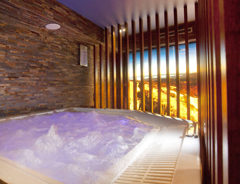 Strefa Spa - jacuzzi Pensjonat Śnieżka SPA