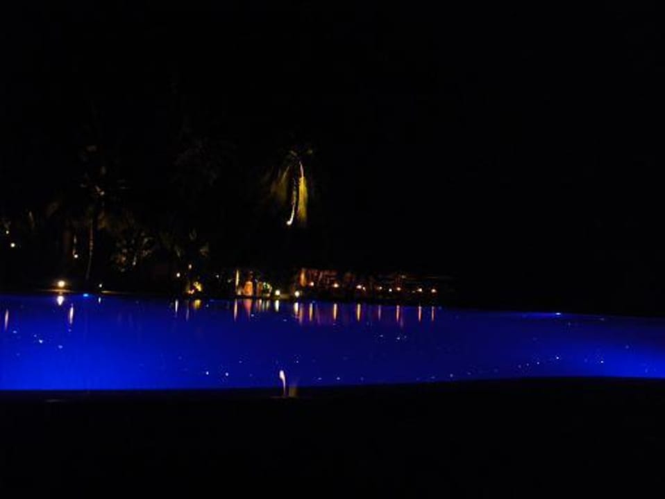 Pool by Night Veligandu Maldives Resort Island