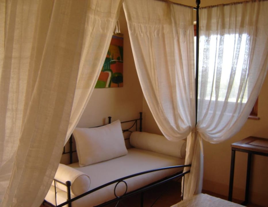 Esempio camera Agriturismo Montarlese Eco-Lodges