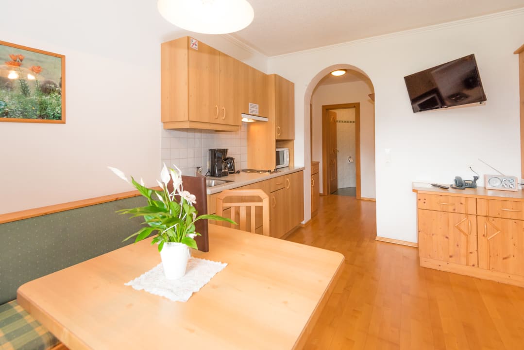 Zimmer Pension - Appartement Kristall