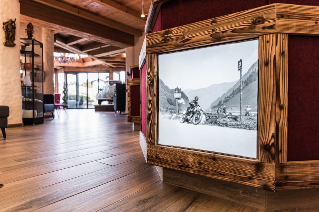 Rezeption  Vötters Verwöhnhotel Kaprun